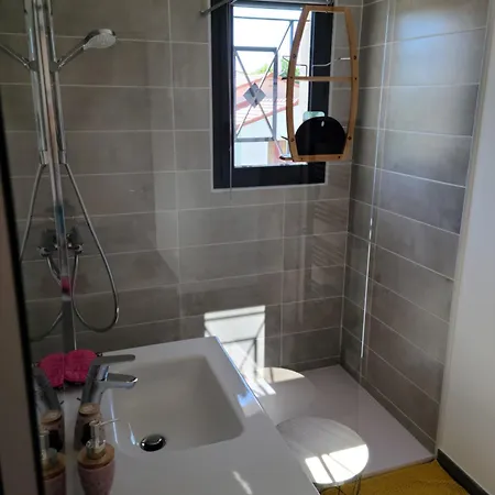 Les Papillons D'uzes